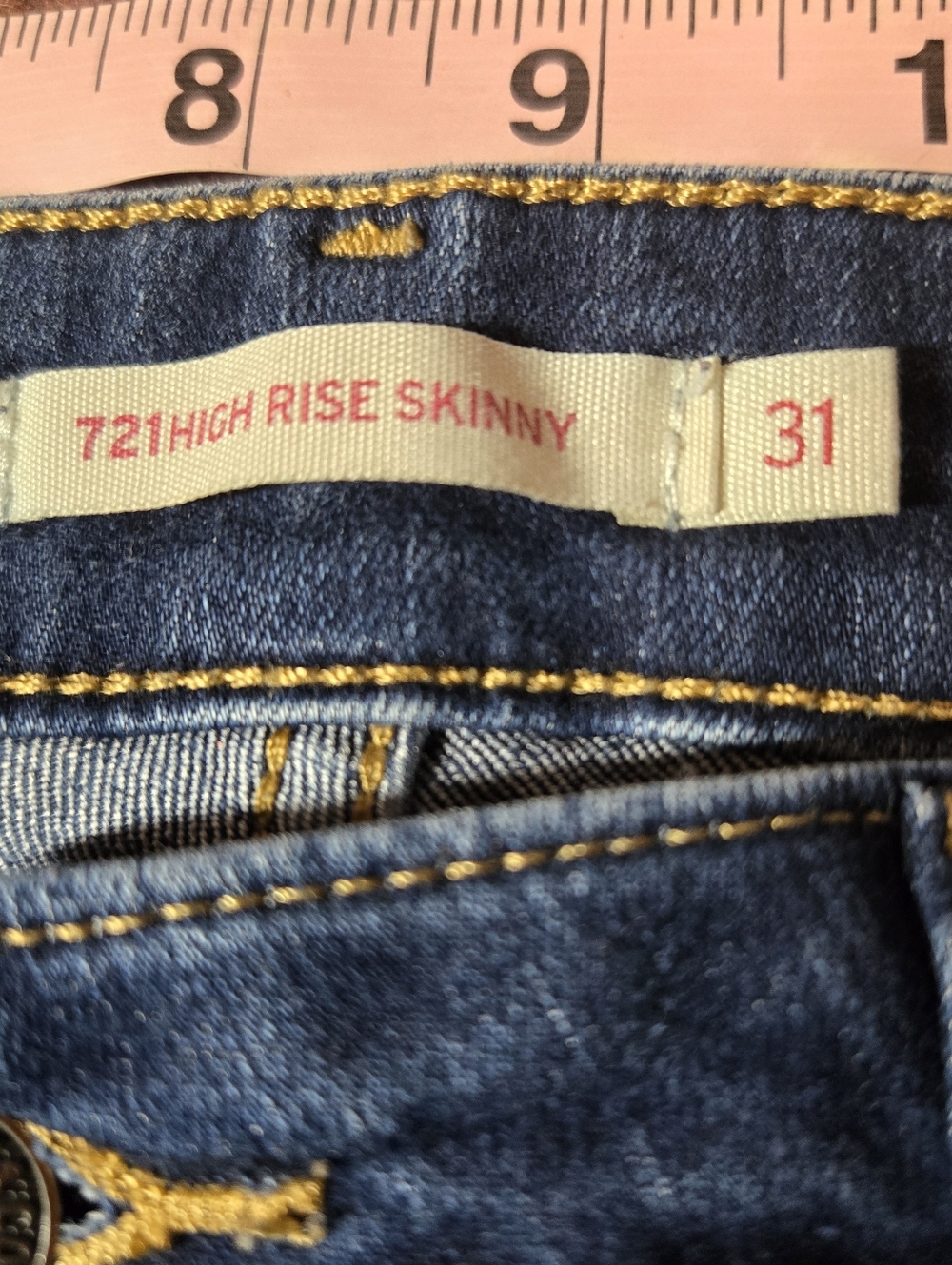 Levi's 721 31x31 Marked 31x32 But Shrink Skinny Jeans Dark Wash - Picture 5 of 10